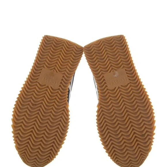 AUTHENTIC LOEWE SNEAKERS - Picture 4 of 5